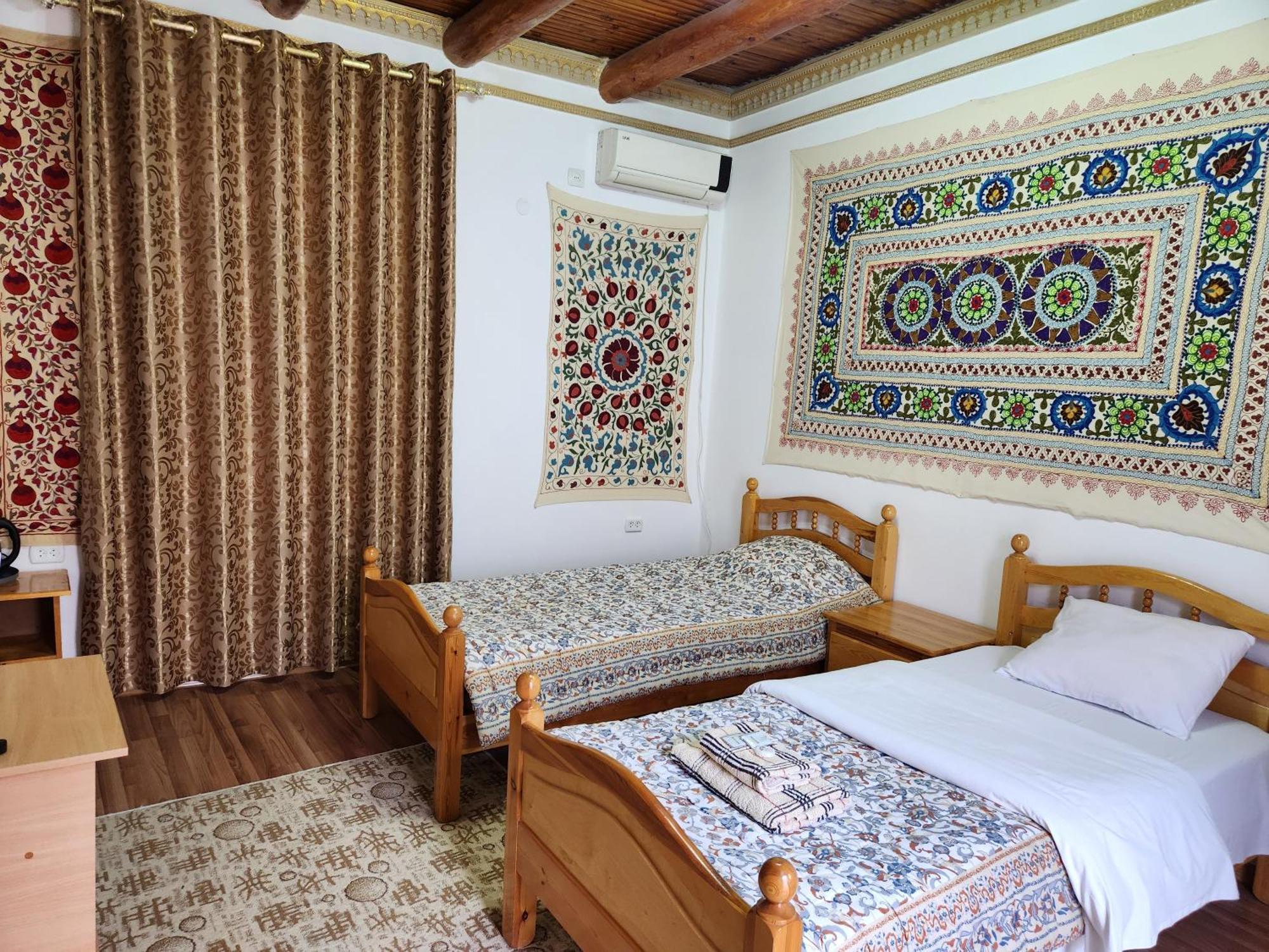 Samani Bukhara Bed and Breakfast Exteriör bild